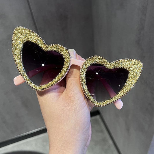 Retro Heart Shaped Sunglasses - ODDSALTBoutique